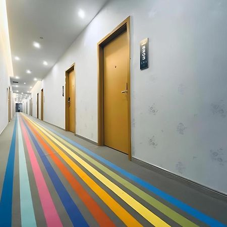 Shell Hotel Luzhou Longmatan District Dujia Street Riverside ภายนอก รูปภาพ